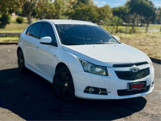 CHEVROLET CRUZE 1.8 LT SPORT6 16V FLEX 4P MANUAL CHEVROLET CRUZE 1.8 LT SPORT6 16V FLEX 4P MANUAL